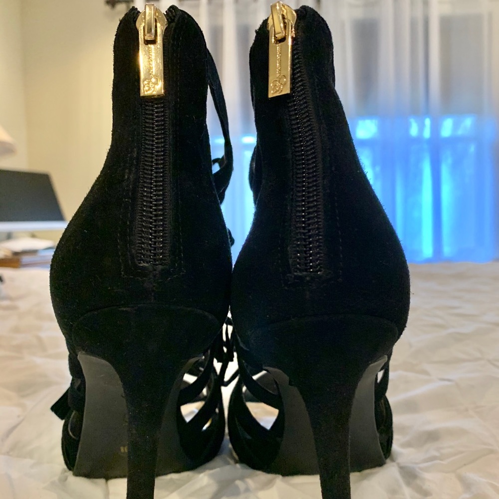 Jessica Simpson 4” heals